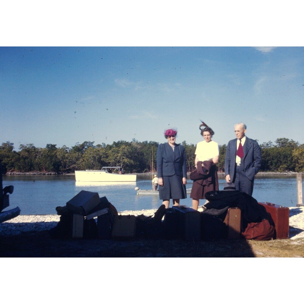 Kodak Slide 1940s Red Border Kodachrome Three People Dress Suit Fashion